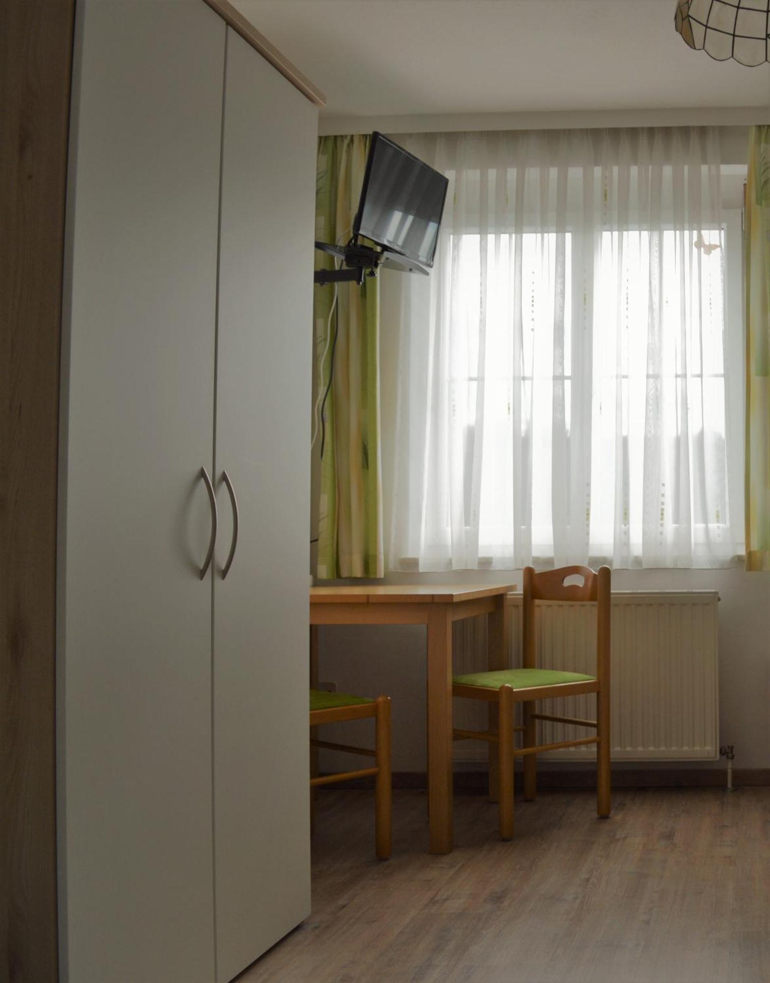 Fruehstueckspension Sterr Strebersdorf Esterno foto