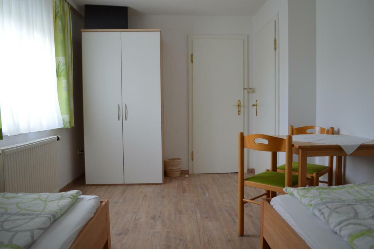 Fruehstueckspension Sterr Strebersdorf Esterno foto